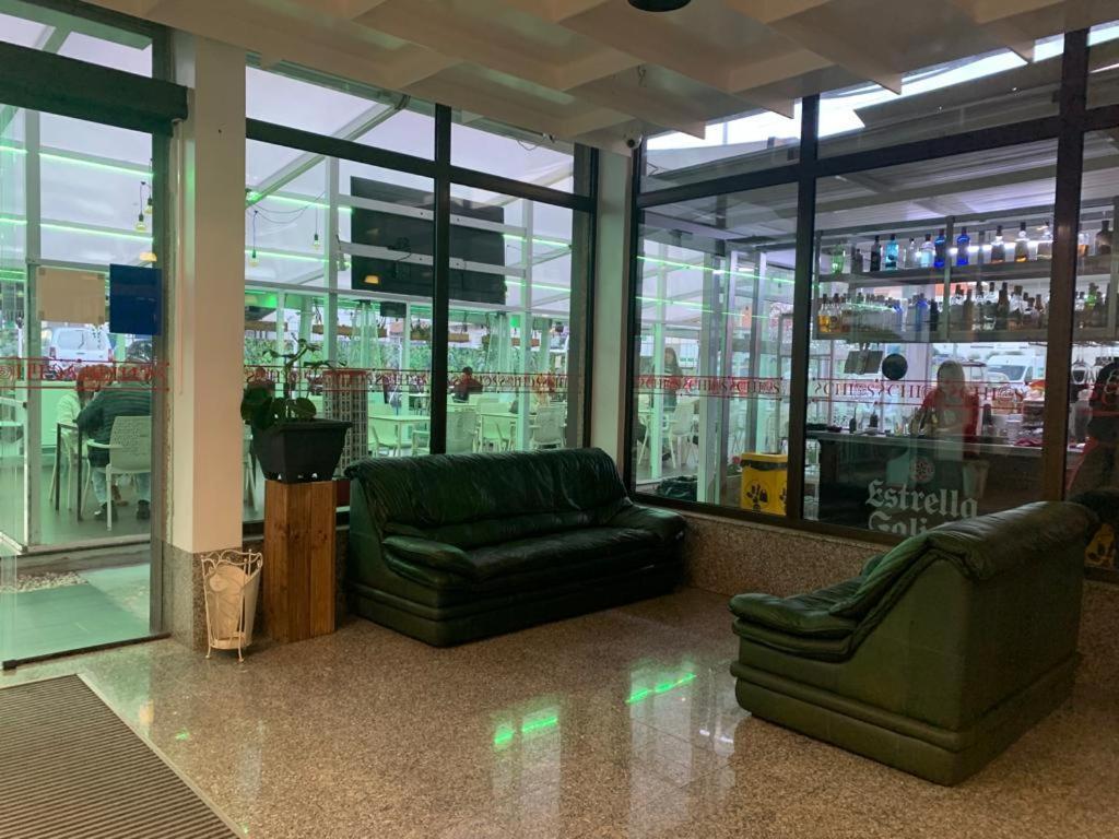 Hotel Chips Ferrol Narón エクステリア 写真