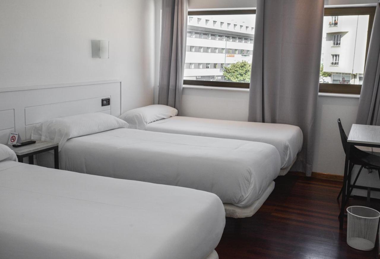 Hotel Chips Ferrol Narón エクステリア 写真