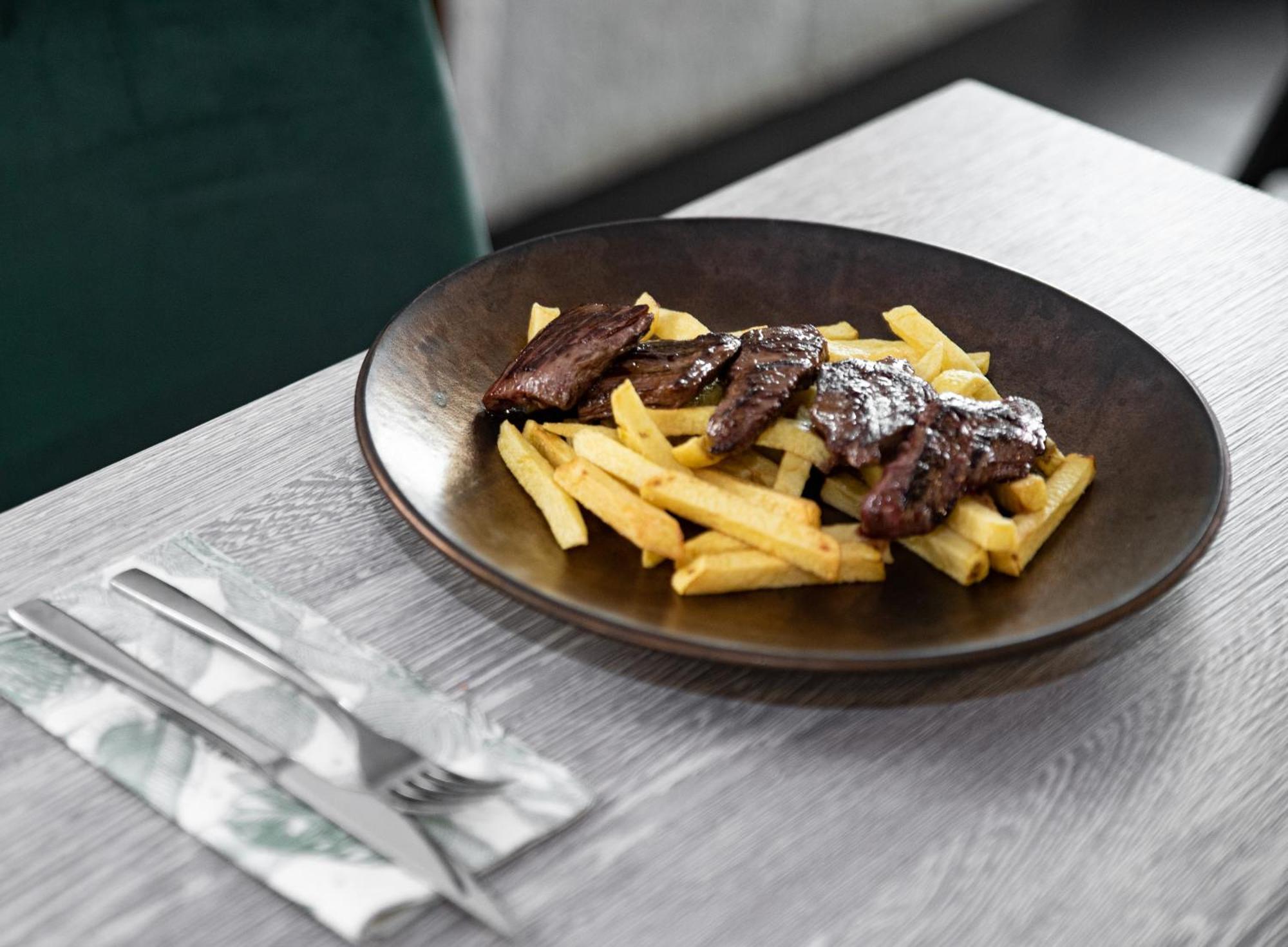 Hotel Chips Ferrol Narón エクステリア 写真